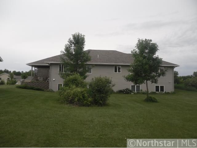 10682 201st Ct, Silver Lake, MN 55381