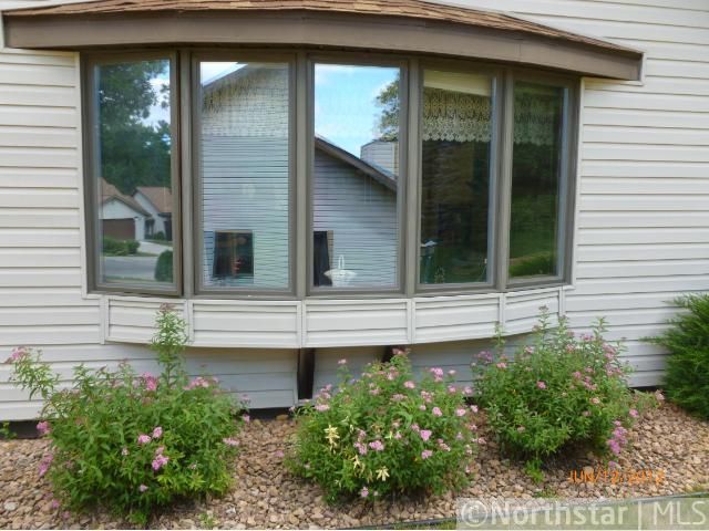1665 Cobblestone Ct, Red Wing, MN 55066