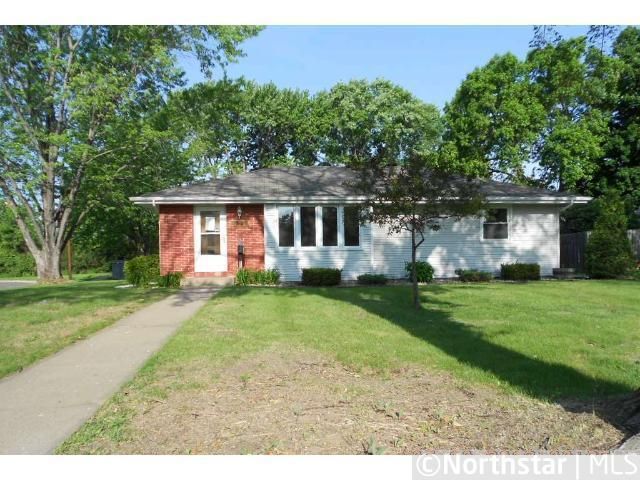 8730 19th Ave S, Bloomington, MN 55425