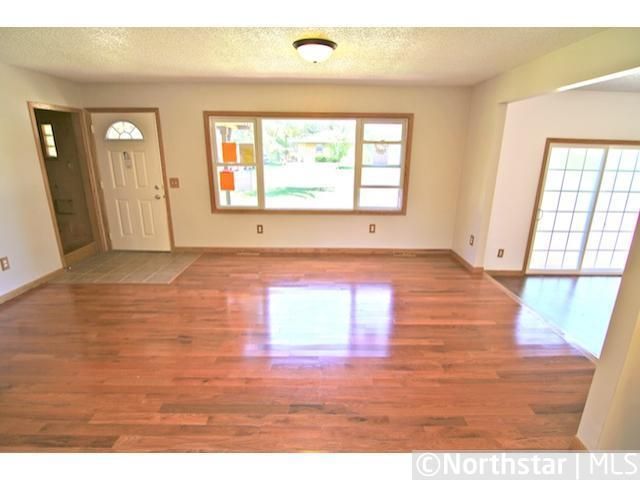 6519 Dudley Ave N, Crystal, MN 55428