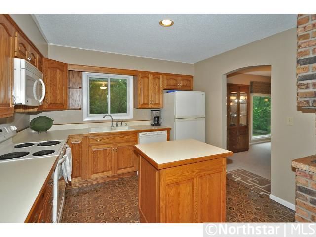 15502 Post Rd, Wayzata, MN 55391