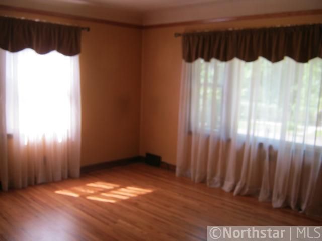 1786 Van Buren Ave, Saint Paul, MN 55104
