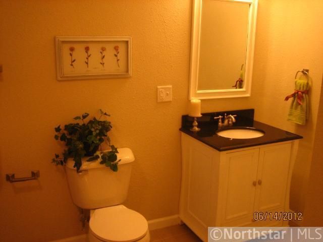 453 8th Ave S, South Saint Paul, MN 55075
