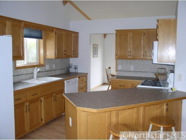 28157 Lily St NW, Isanti, MN 55040