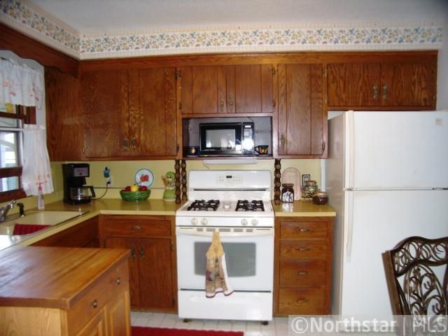 3913 Abbott Ave N, Robbinsdale, MN 55422