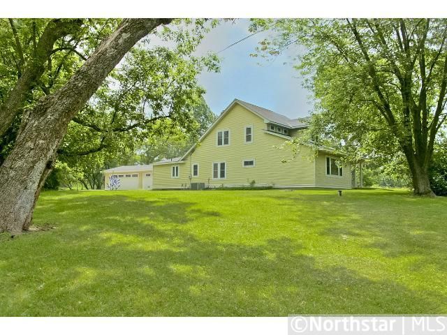 5530 Peterson Rd, White Bear Twp, MN 55127