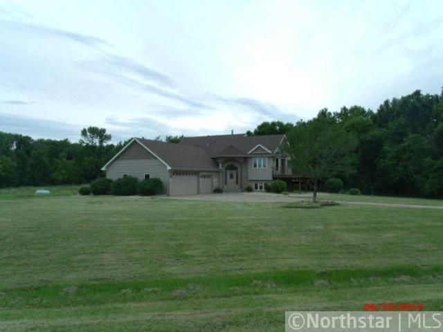 6230 218th Ave NW, Elk River, MN 55330