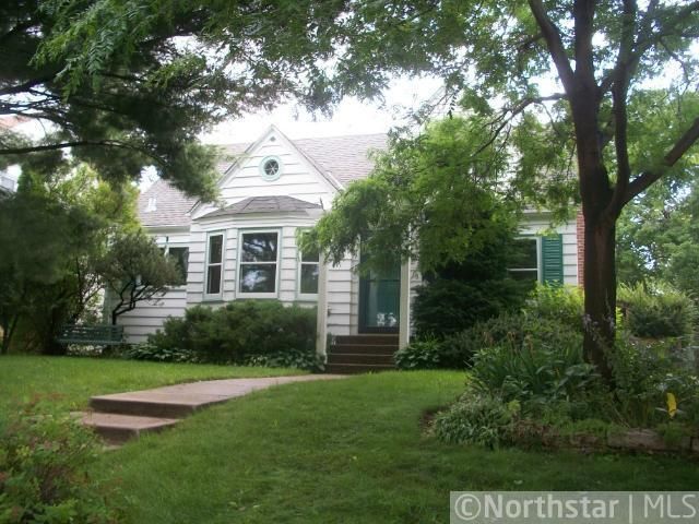 1434 Como Blvd E, Saint Paul, MN 55117