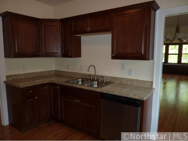 1000 E Goodrich Ave E, Saint Paul, MN 55105