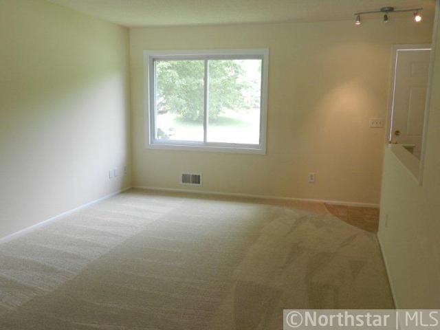 296 Little John Dr, Circle Pines, MN 55014