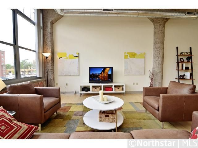 521 7th St #410, Minneapolis, MN 55415