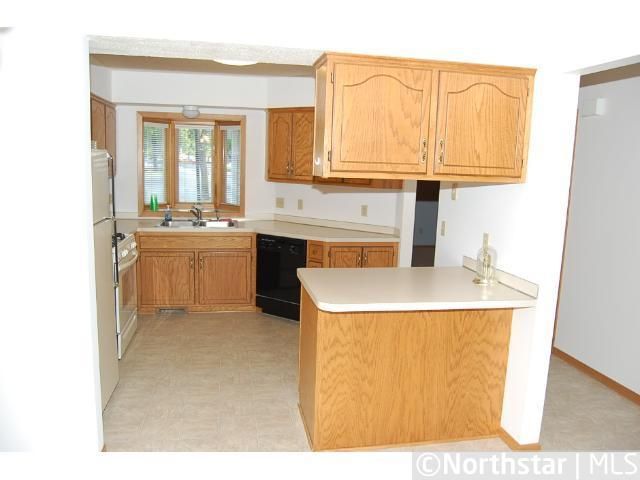 8789 Norway St NW, Coon Rapids, MN 55433