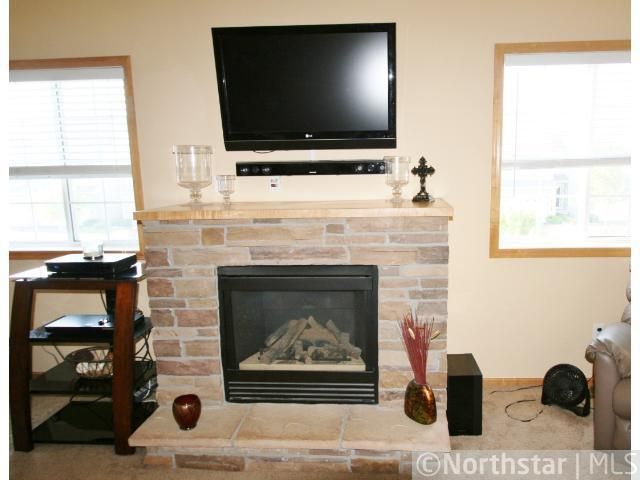 17595 Hackberry Ct #110A, Eden Prairie, MN 55347