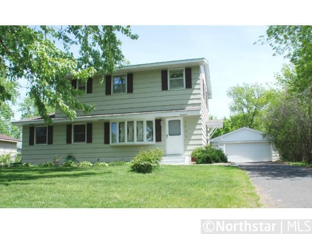 3462 Buckbee Rd, White Bear Lake, MN 55110