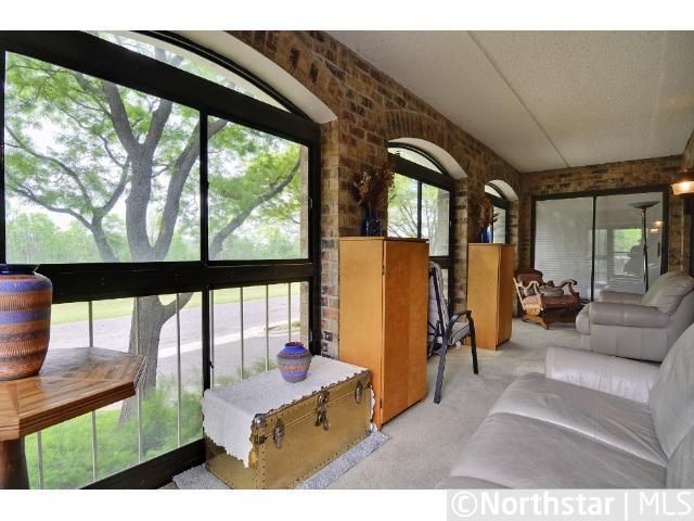 2221 Youngman Ave #102, Saint Paul, MN 55116