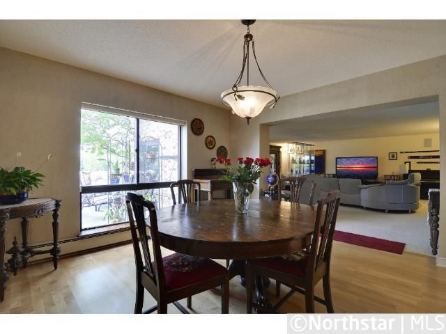 2221 Youngman Ave #102, Saint Paul, MN 55116