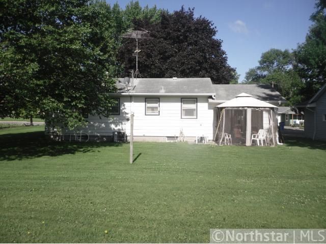 308 Park Ave NW, Silver Lake, MN 55381