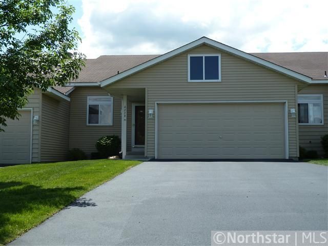 4228 Jarmann Ln, Shakopee, MN 55379