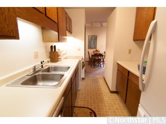 1643 Dunlap St N #6, Saint Paul, MN 55108