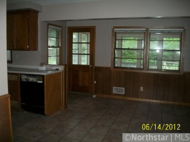 1536 Pullman Ave, Saint Paul Park, MN 55071