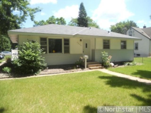 7236 Noble Ave N, Brooklyn Center, MN 55429