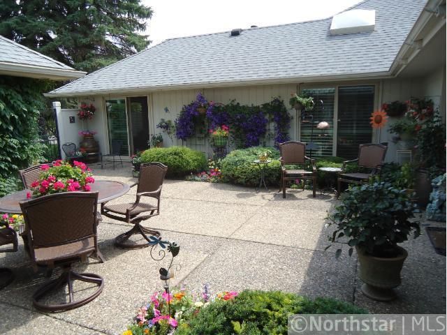4995 Sussex Pl, Excelsior, MN 55331