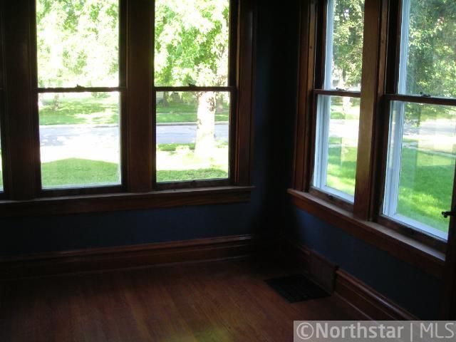 330 3rd St W, Hector, MN 55342