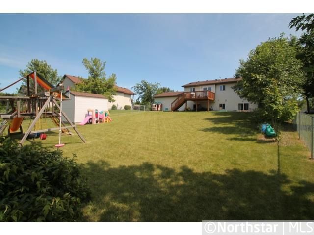 5301 Mallard Ln, Monticello, MN 55362