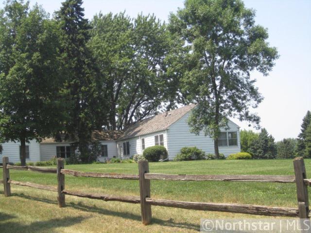 3400 Overlook Dr, Bloomington, MN 55431