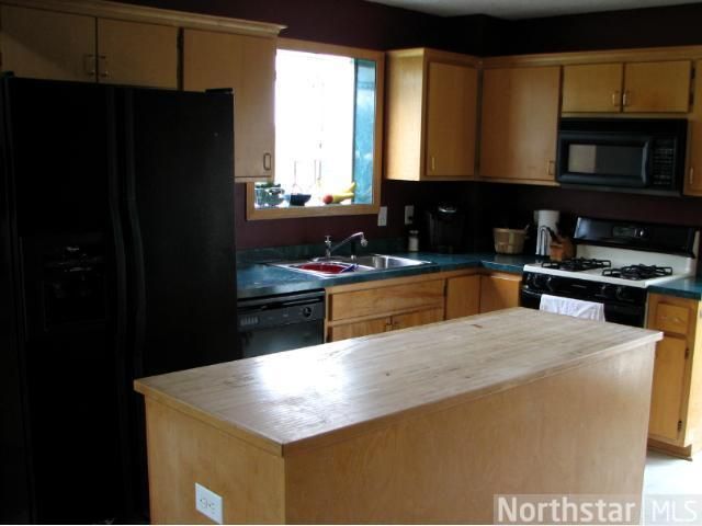 28521 108th St NW, Zimmerman, MN 55398