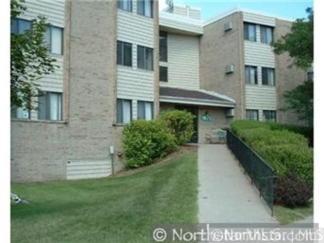 1871 Silver Bell Rd #110, Eagan, MN 55122