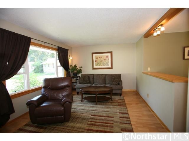 120 South Dr, Circle Pines, MN 55014