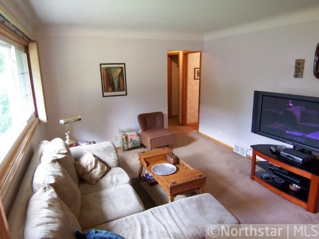 6151 Sunrise Dr NE, Fridley, MN 55432