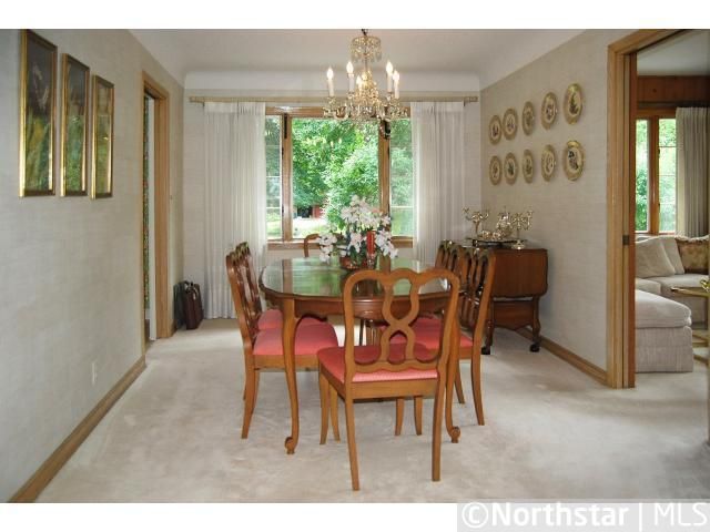 1523 Edgewater Ave, Arden Hills, MN 55112