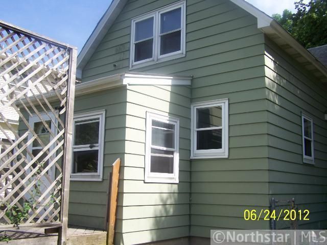 1179 Beech St, Saint Paul, MN 55106