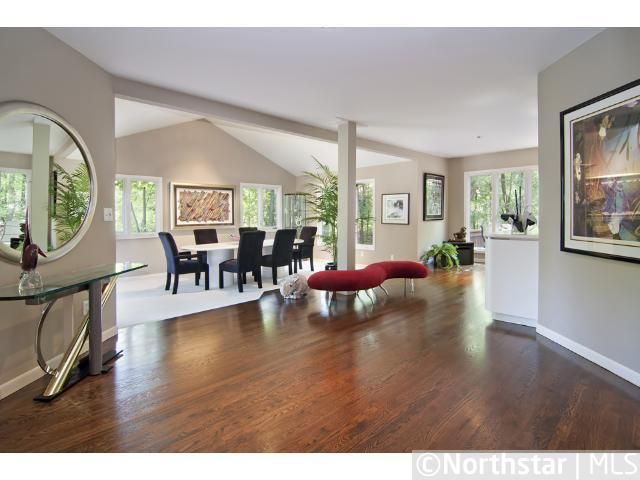 9321 Wyoming Ave S, Bloomington, MN 55438