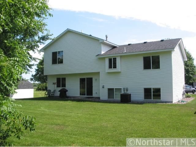 5540 137th St N, Hugo, MN 55038