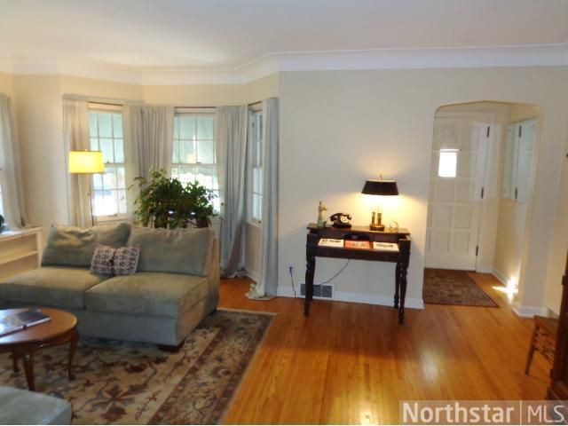 2919 Arthur St NE, Minneapolis, MN 55418