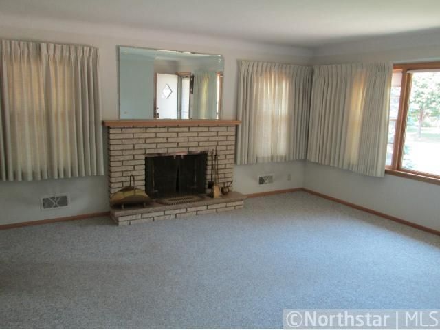 344 Ruby Dr, West Saint Paul, MN 55118