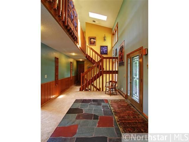 2845 Highview Ter, Eagan, MN 55121