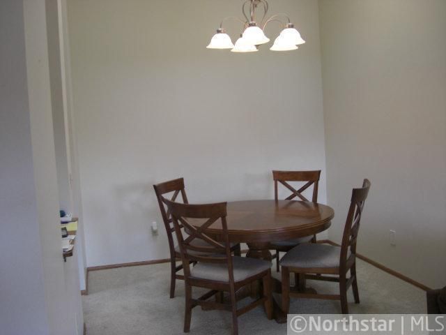 7152 113th St W, Bloomington, MN 55438