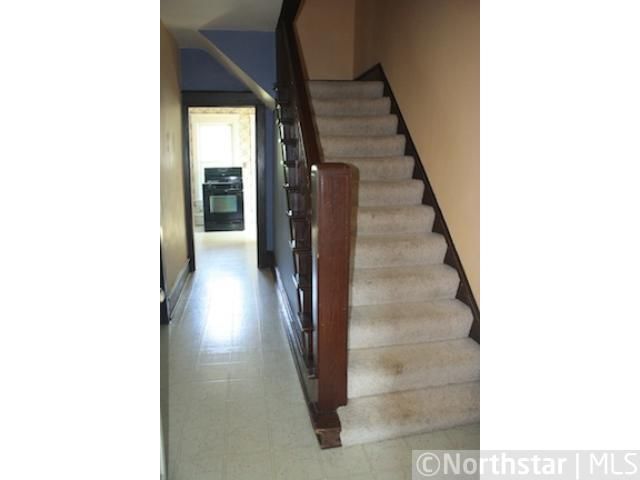 1399 Charles Ave, Saint Paul, MN 55104