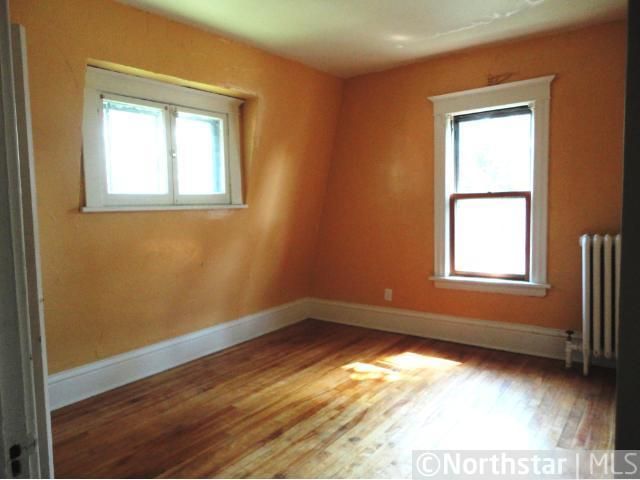 338 32nd St E, Minneapolis, MN 55408