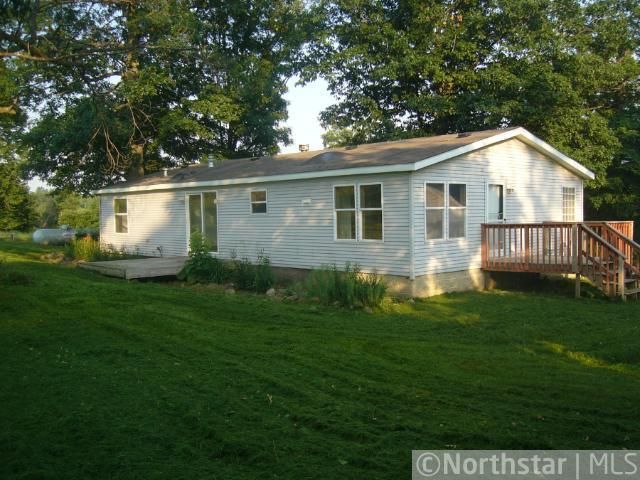 561 80th Ave, Clayton, WI 54004