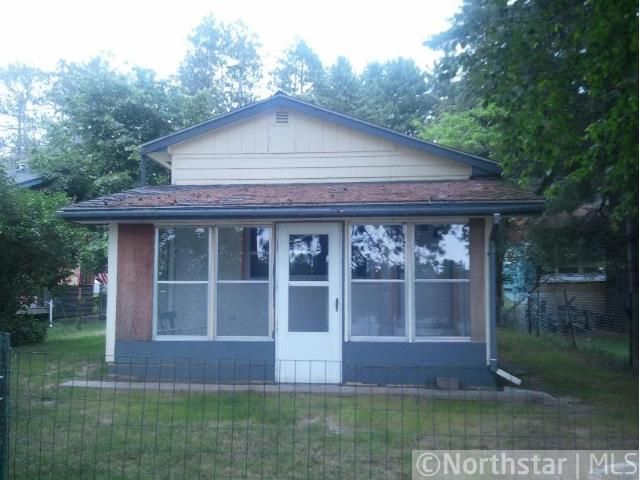 216 SW 3rd Ave, Grand Rapids, MN 55744