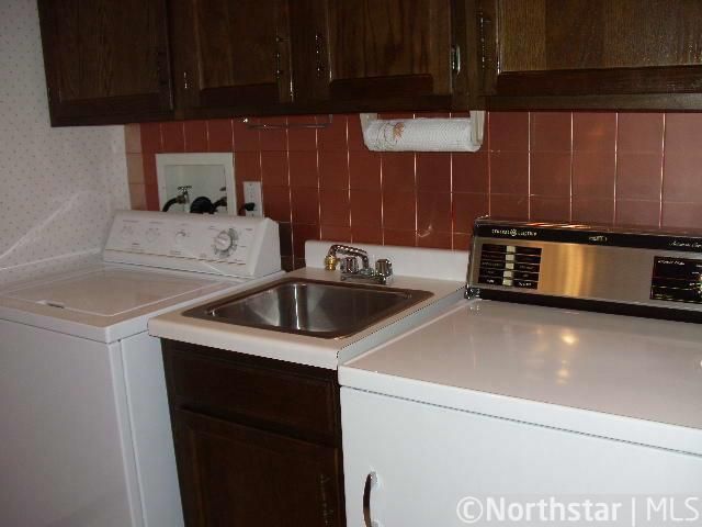 8549 Irwin Rd #329, Bloomington, MN 55437