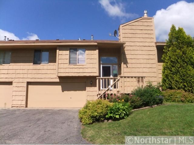 14393 Chestnut Dr, Eden Prairie, MN 55347
