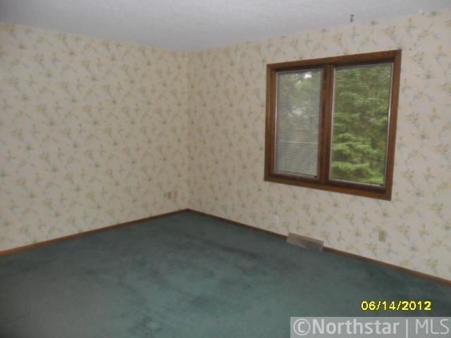9325 Russell Ave S, Bloomington, MN 55431