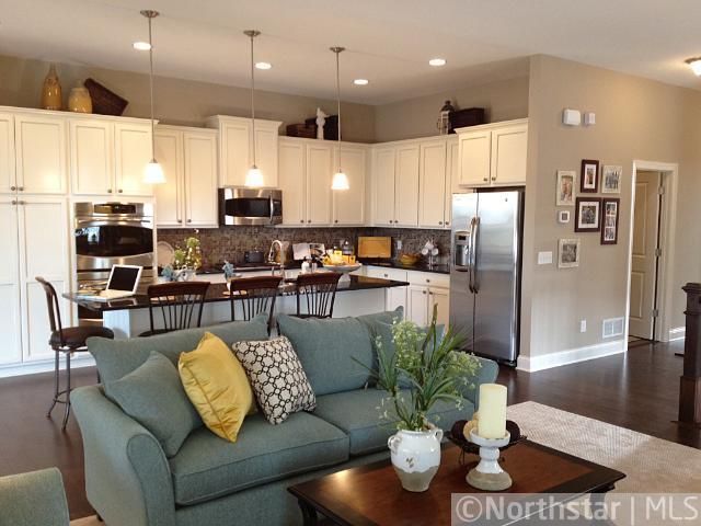 15879 Eastbend Way, Apple Valley, MN 55124