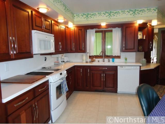 1301 Riverview Dr, Alma, WI 54610